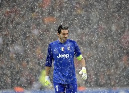 【华体会体育app】2026年曙光降临，运动员心愿启航，共绘体育新篇章