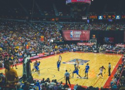 华体会体育app|山东泰山重磅官宣五位核心球员回归！两大喜讯提振球队士气，段刘愚逆袭晋级国脚，韩鹏新赛季进攻端备受期待