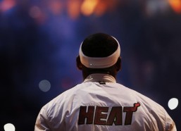 华体会体育|Siegel点评雷霆败绩，追赶勇士73胜传奇纪录希望彻底破灭